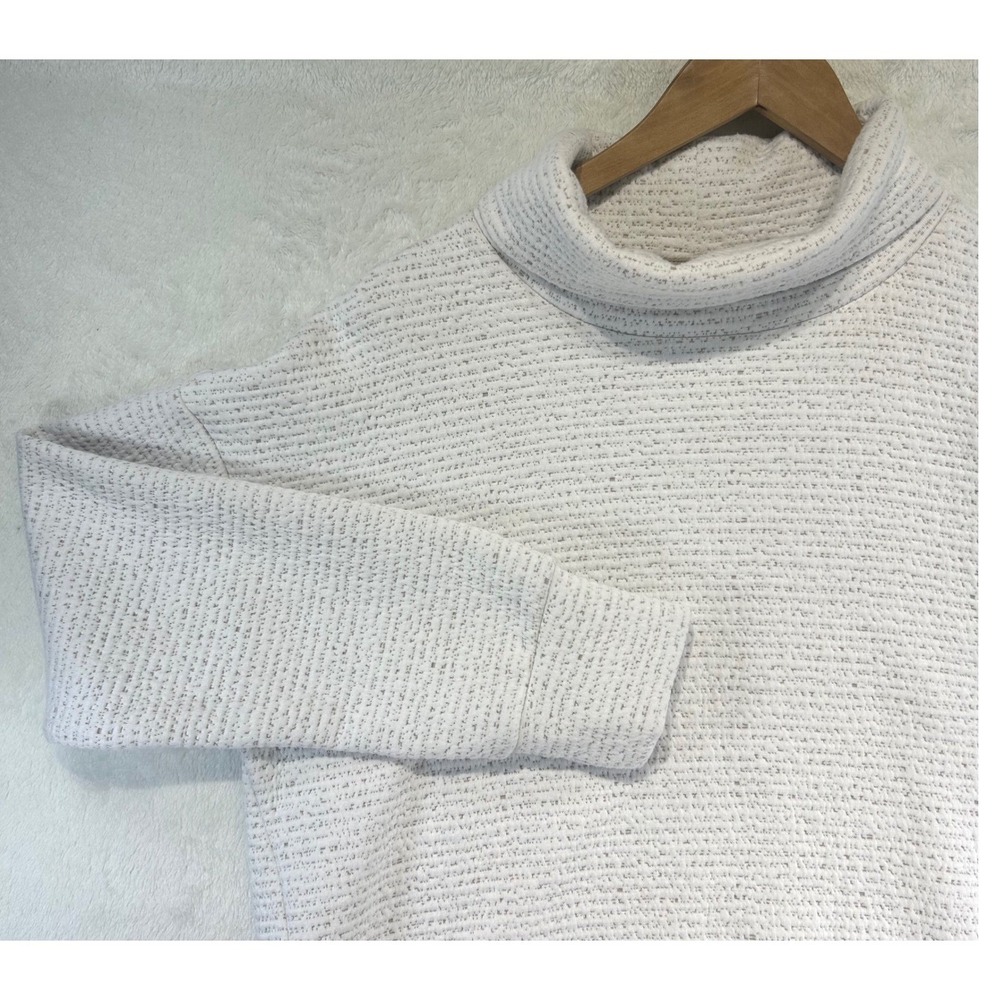 Calia Athleisure Cowl Neck Textured Pullover Size M Cream Minimalist Gorpcore - Picture 2 of 8